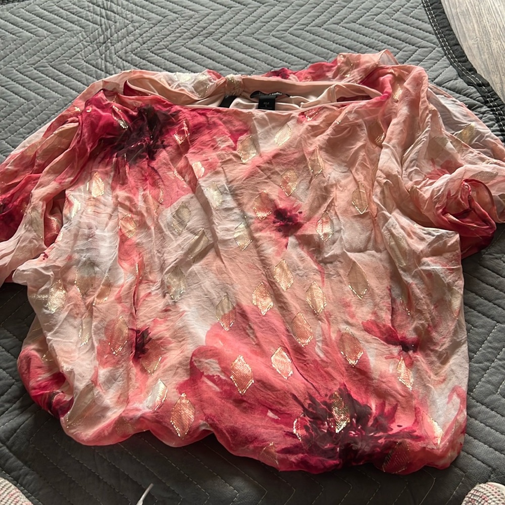White House black market silk blouse large peach Maroon and pink